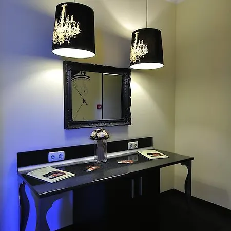 Art Boutique 3* רוסה